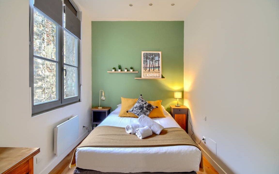 Photo of Bedroom in Hotel de Ville - Quinconces
