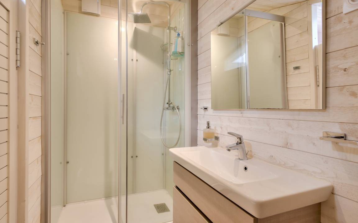Photo of Bathroom in La Flotte
