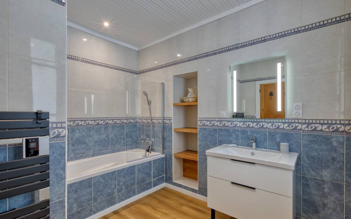 Photo of Bathroom in Saint-Georges-d'Oleron