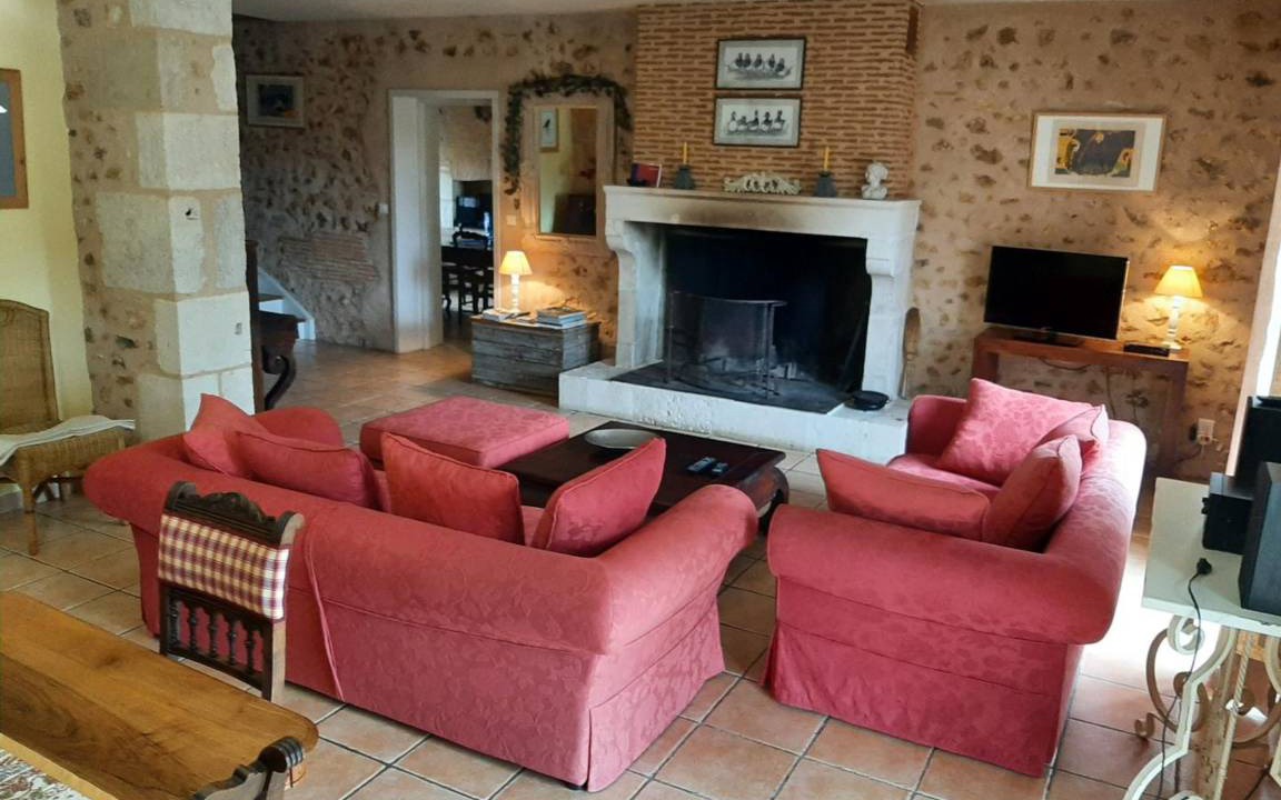 Photo of Livingroom in Vitrac-Saint-Vincent