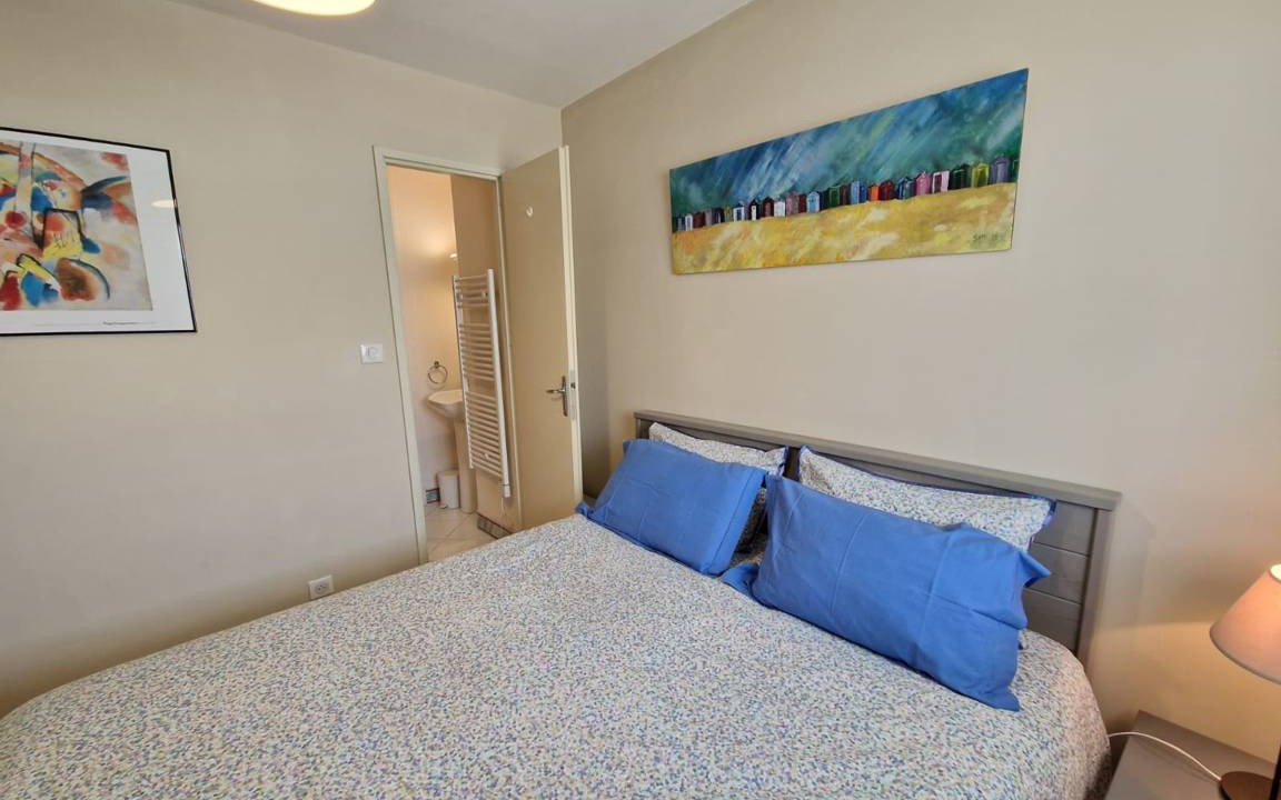 Photo of Bedroom in Quartier du Casino