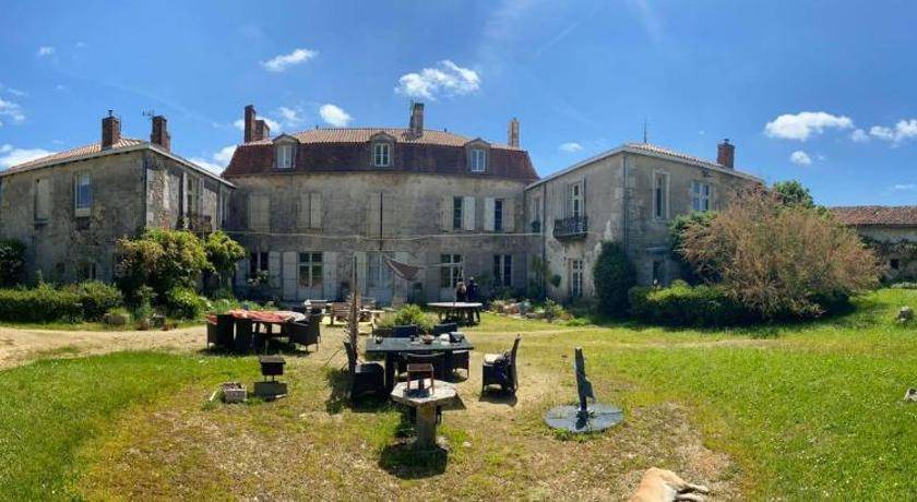 Photo of Others in Champagne-Mouton