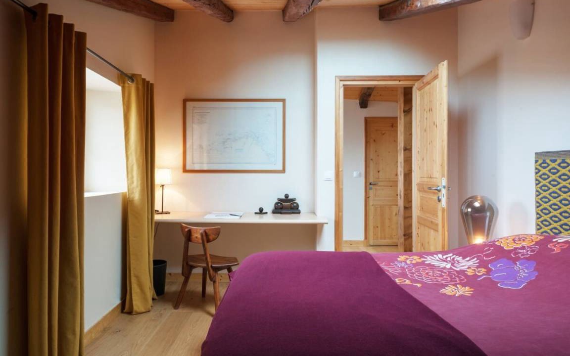 Photo of Bedroom in La Rochelle City Centre