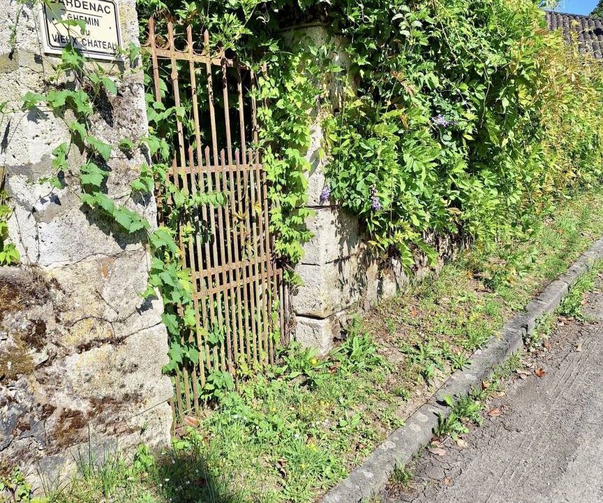 Photo of Others in Dardenac