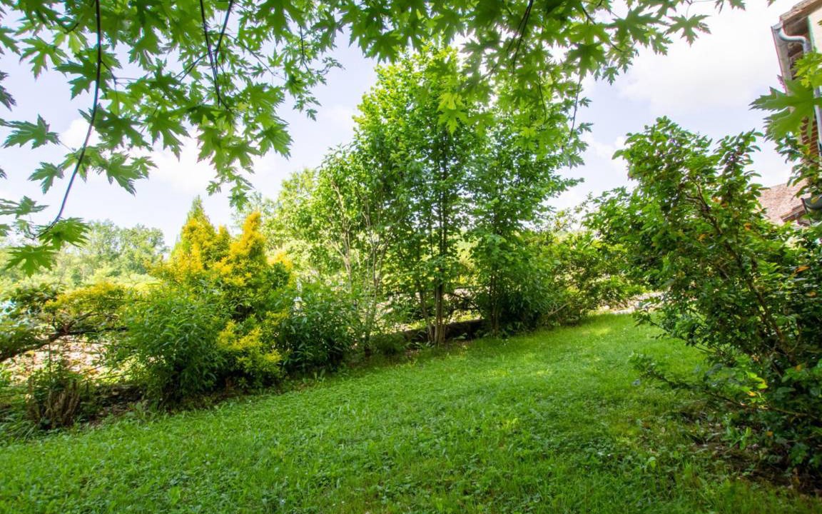 Photo of Others in Conne-de-Labarde