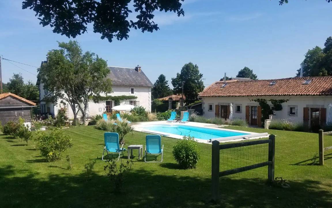 Photo of Others in Asnois