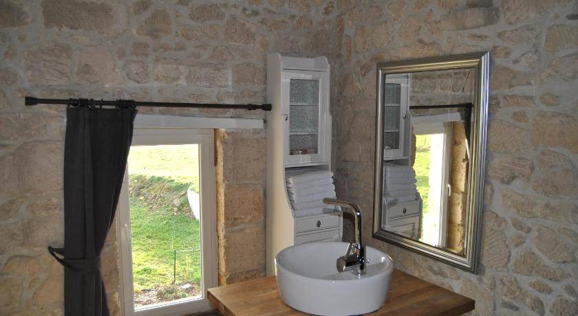 Photo of Bathroom in Civrac-de-Blaye