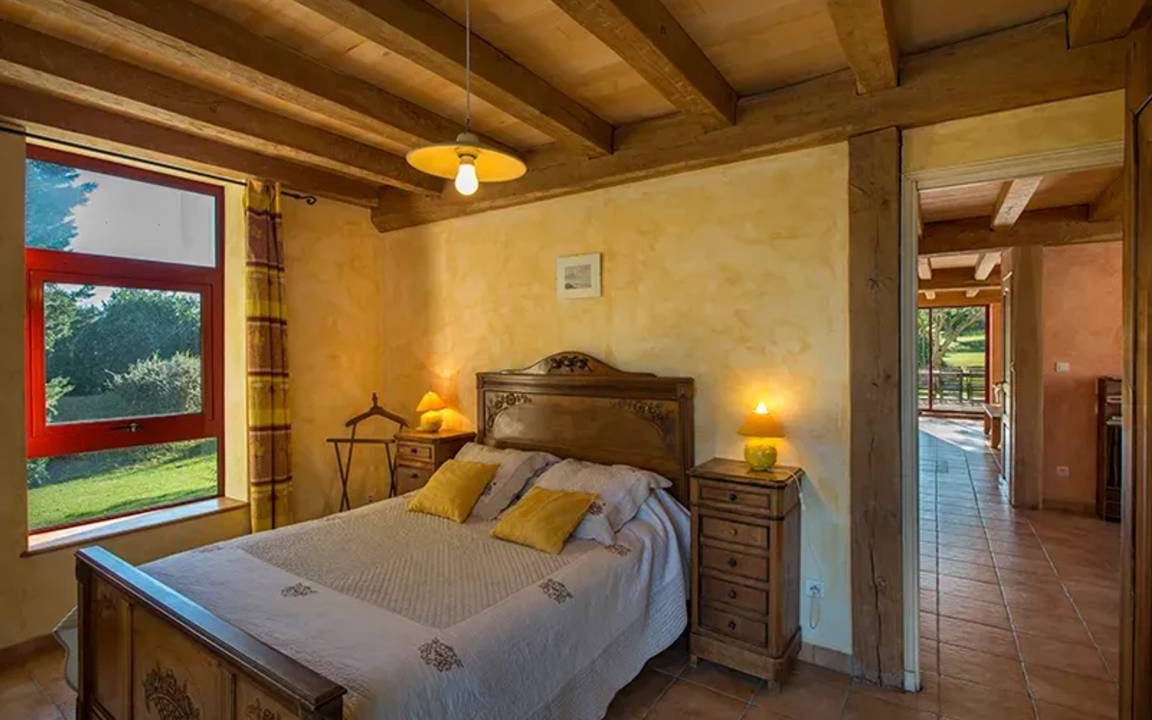 Photo of Bedroom in Le Buisson-de-Cadouin