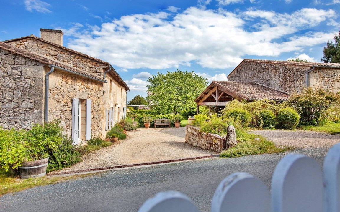 Photo of Buildings in Bourdelles