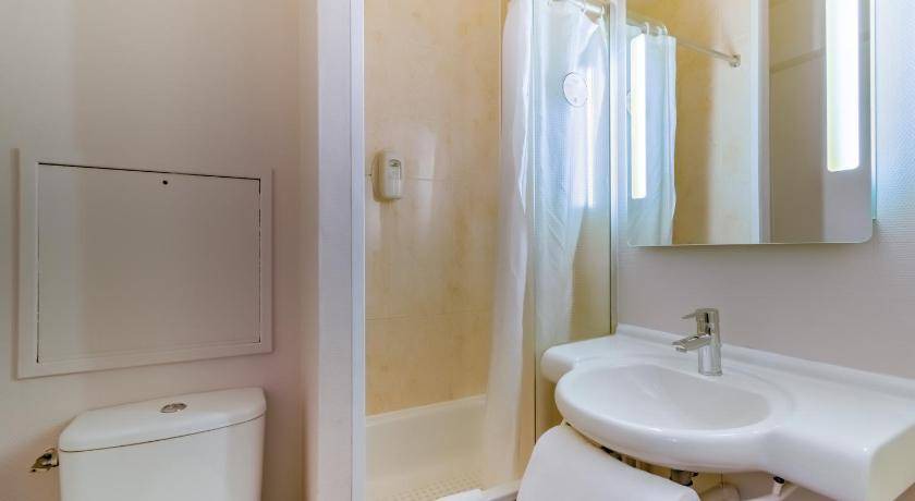 Photo of Bathroom in 11th Arrondissement