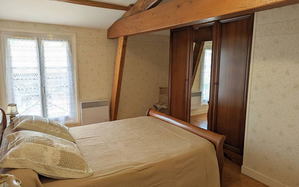 Photo of Bedroom in Saint-Genis-d'Hiersac