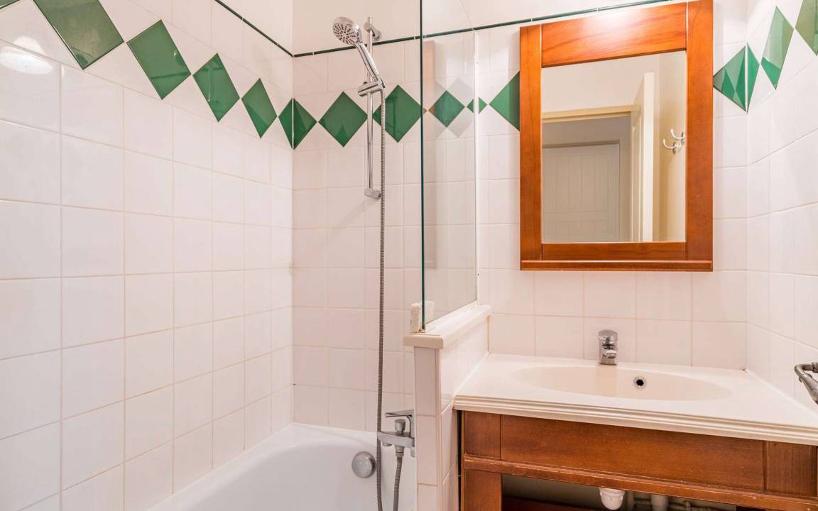 Photo of Bathroom in Ciboure