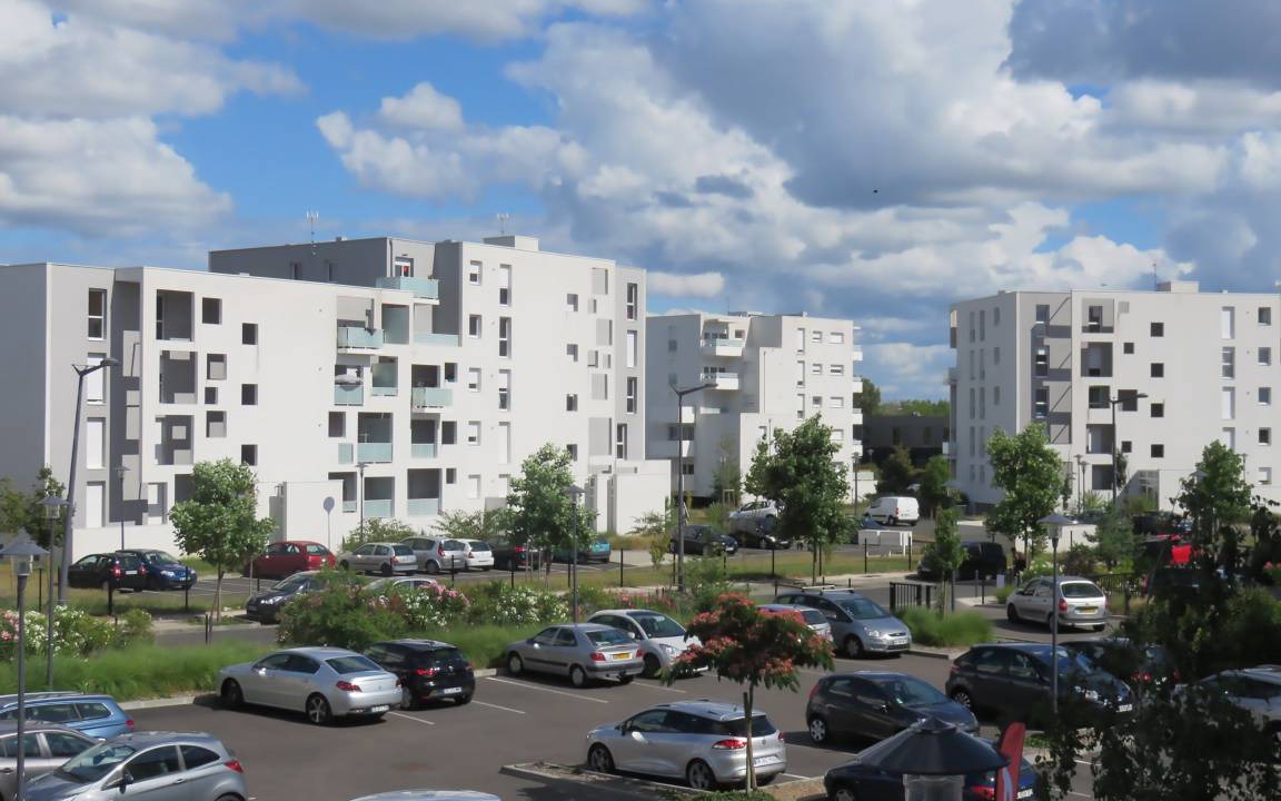 Photo of Buildings in Bordeaux-Lac
