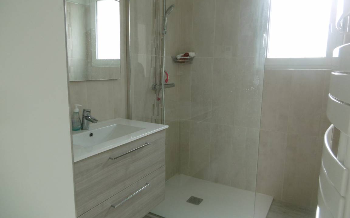 Photo of Bathroom in Le Chateau-d'Oleron