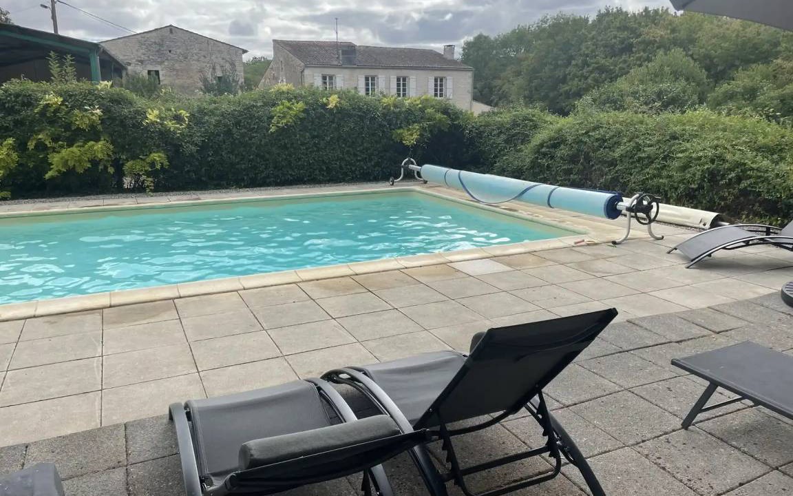 Photo of Outdoor in Dampierre-sur-Boutonne