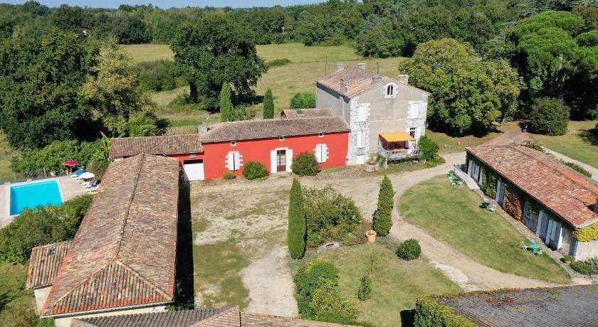 Photo of Buildings in Montlieu la Garde