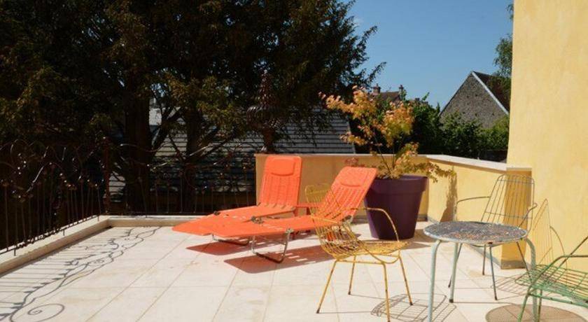Photo of Patio Balcony in Dun-le-Palestel