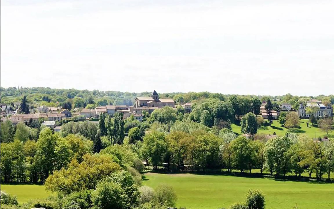 Photo of Outdoor in Availles-Limouzine