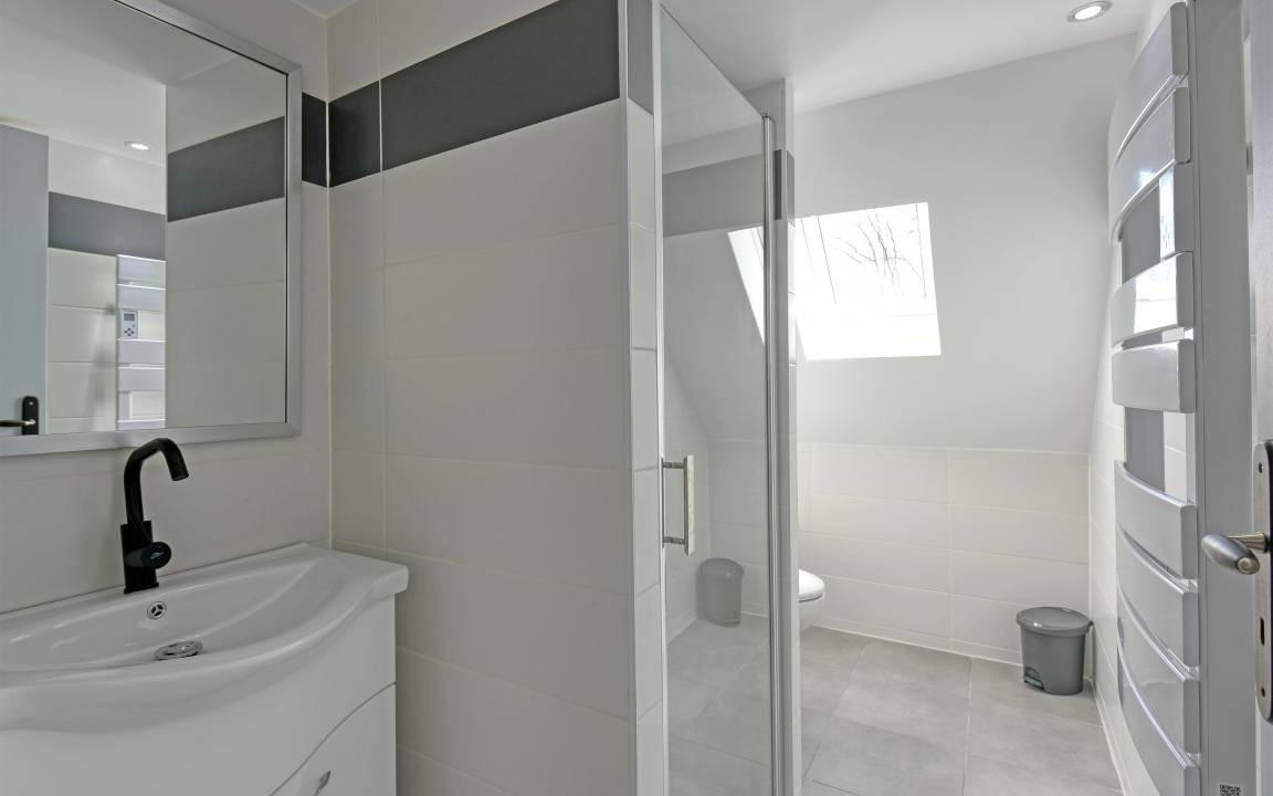 Photo of Bathroom in Peret-Bel-Air