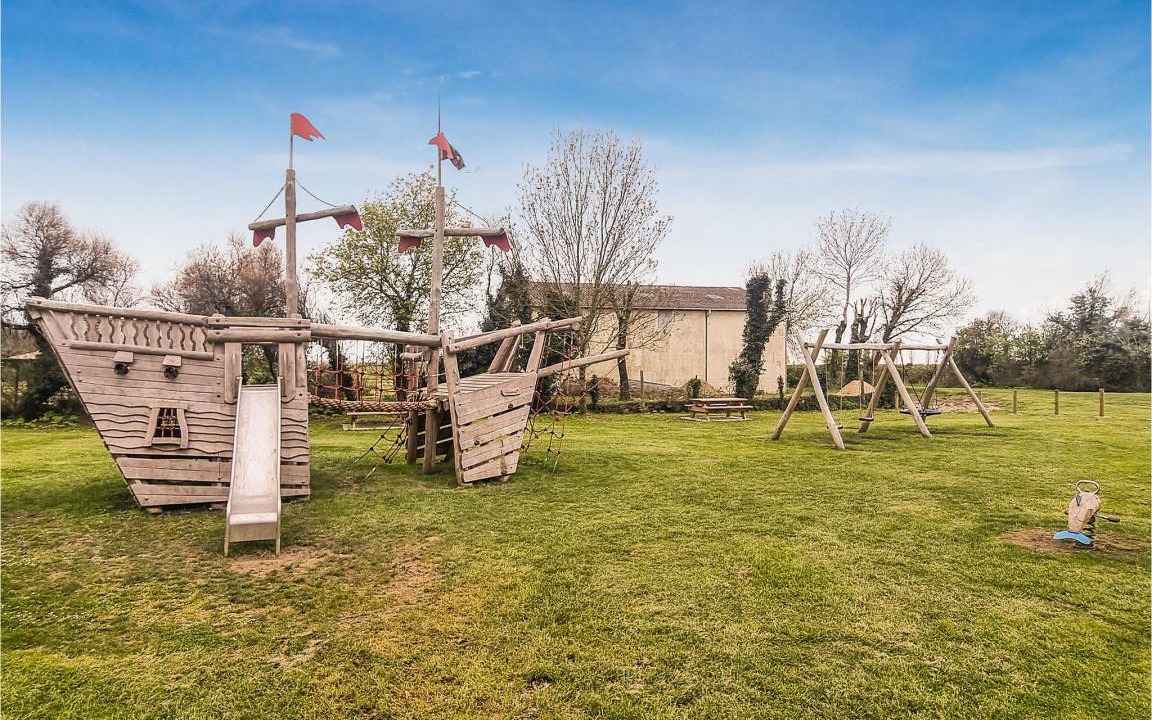 Photo of Others in Mortagne-sur-Gironde
