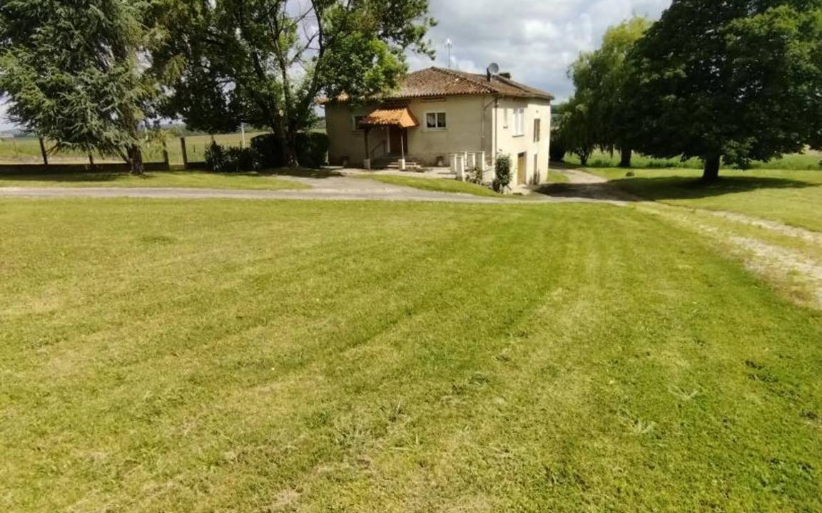 Photo of Others in Blanzaguet-Saint-Cybard