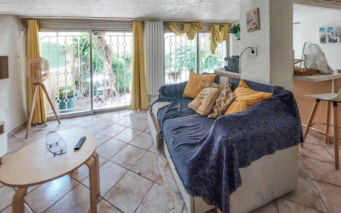 Photo of Livingroom in Le Mourillon