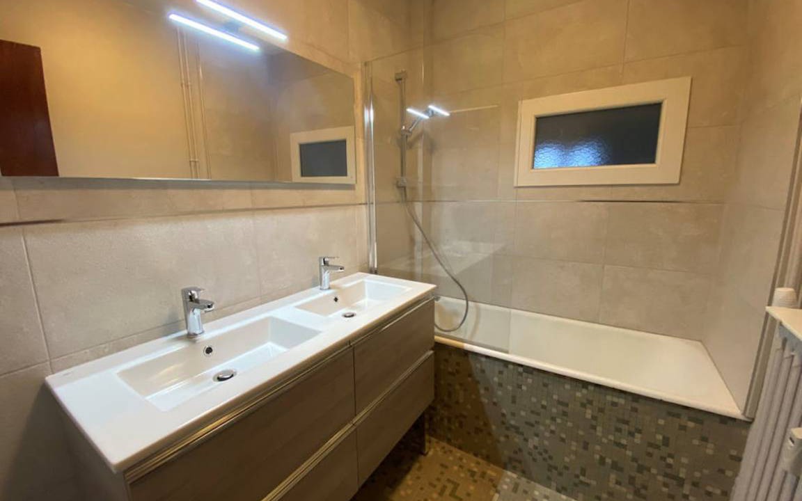 Photo of Bathroom in Poitiers