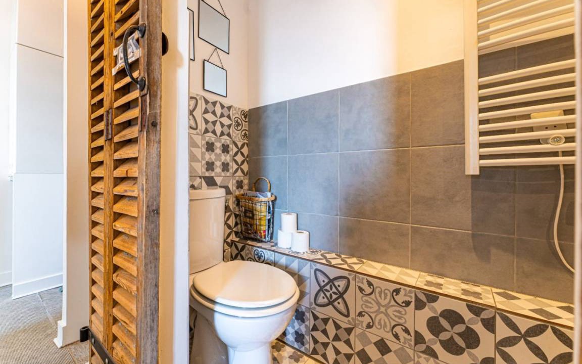 Photo of Bathroom in Chartrons