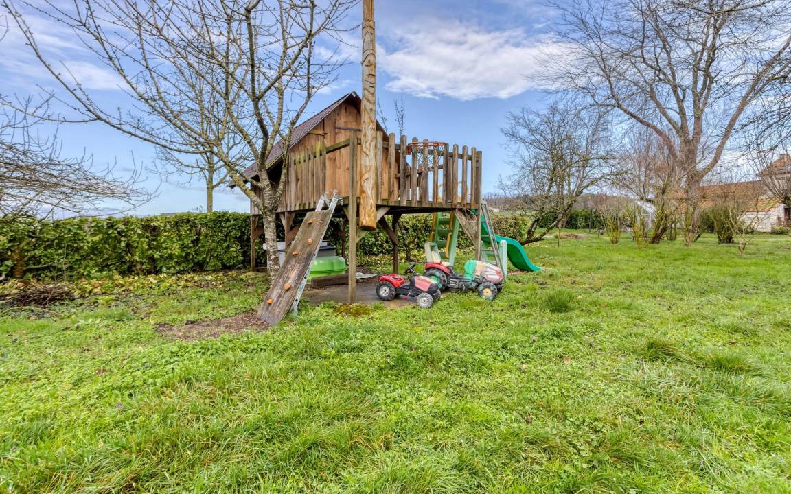 Photo of Others in Scorbe-Clairvaux