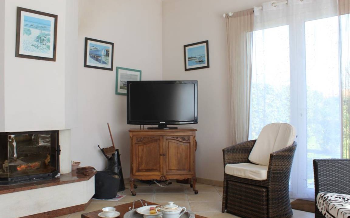 Photo of Livingroom in Cheray