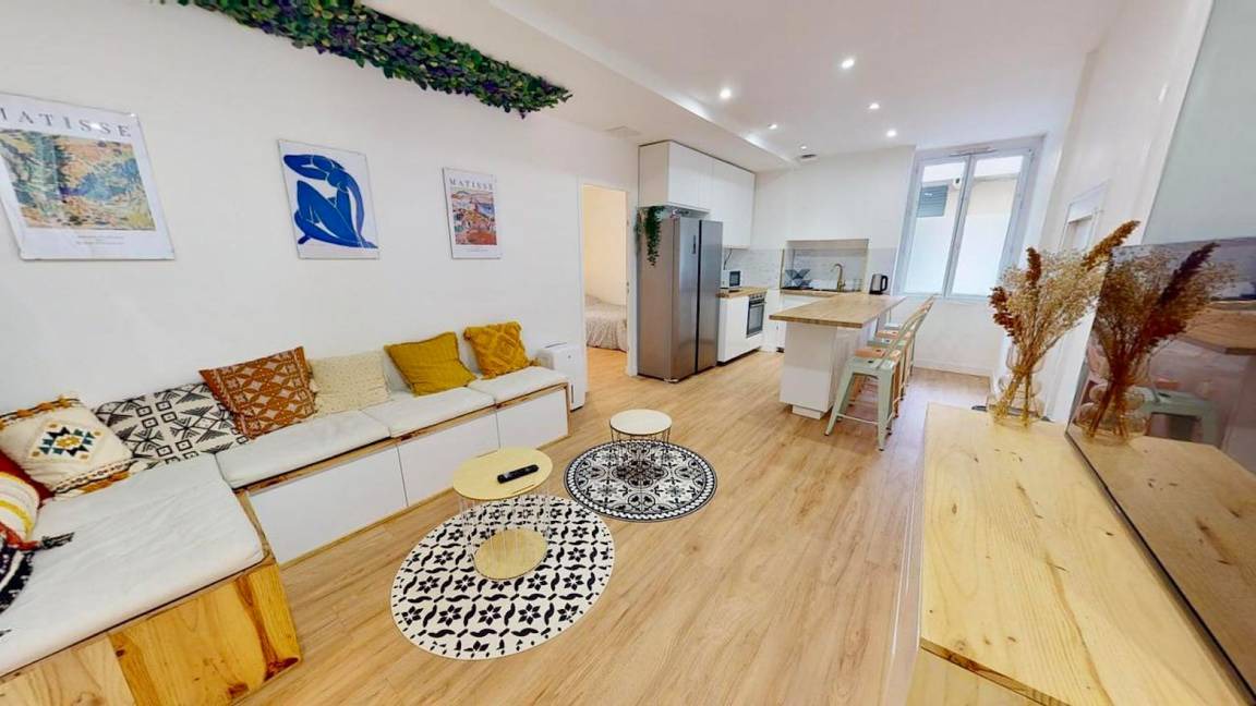 Photo of Livingroom in Centre Ville
