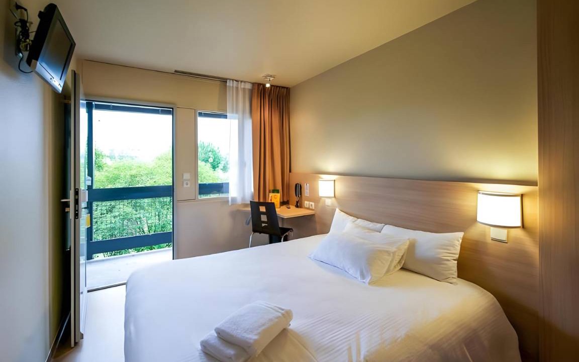 Photo of Bedroom in Merignac