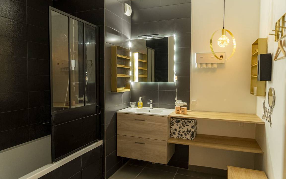 Photo of Bathroom in Ginko