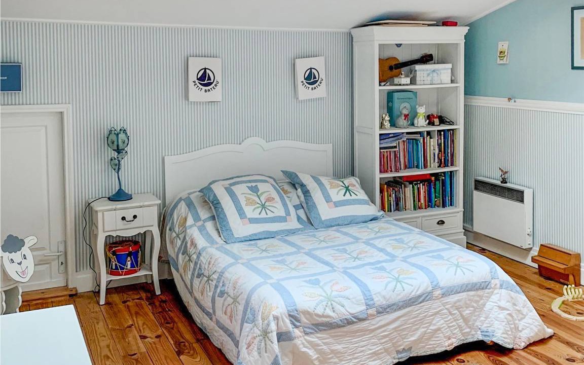 Photo of Bedroom in Saint-Christoly-Medoc