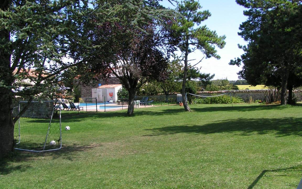 Photo of Others in Duil-sur-le-Mignon