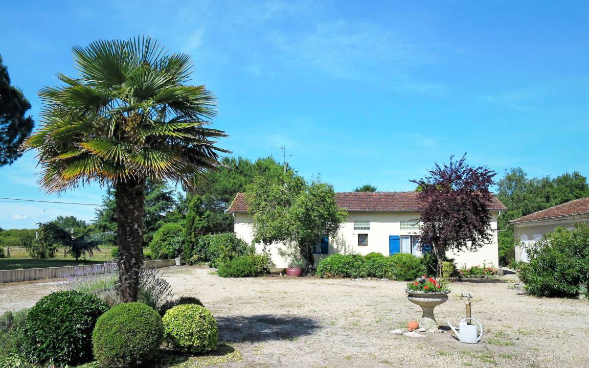 Photo of Others in Jau-Dignac-et-Loirac