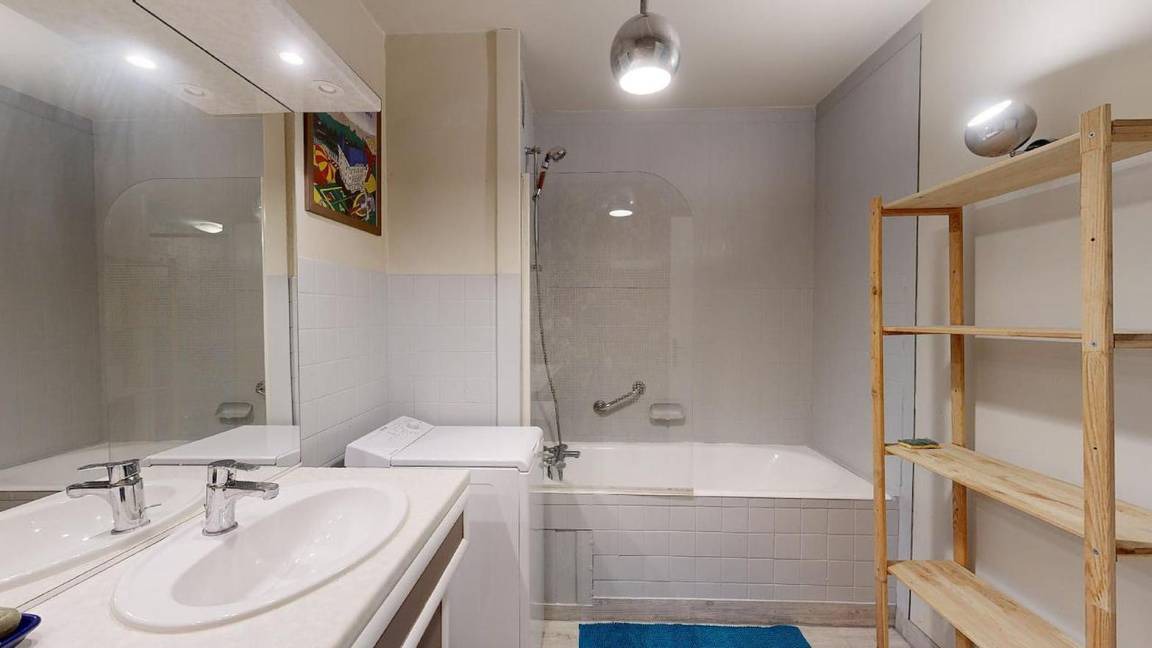 Photo of Bathroom in XIV Juillet