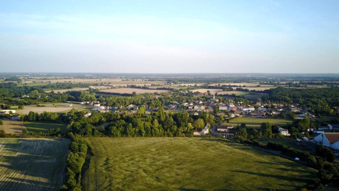 Photo of Others in Chalandray