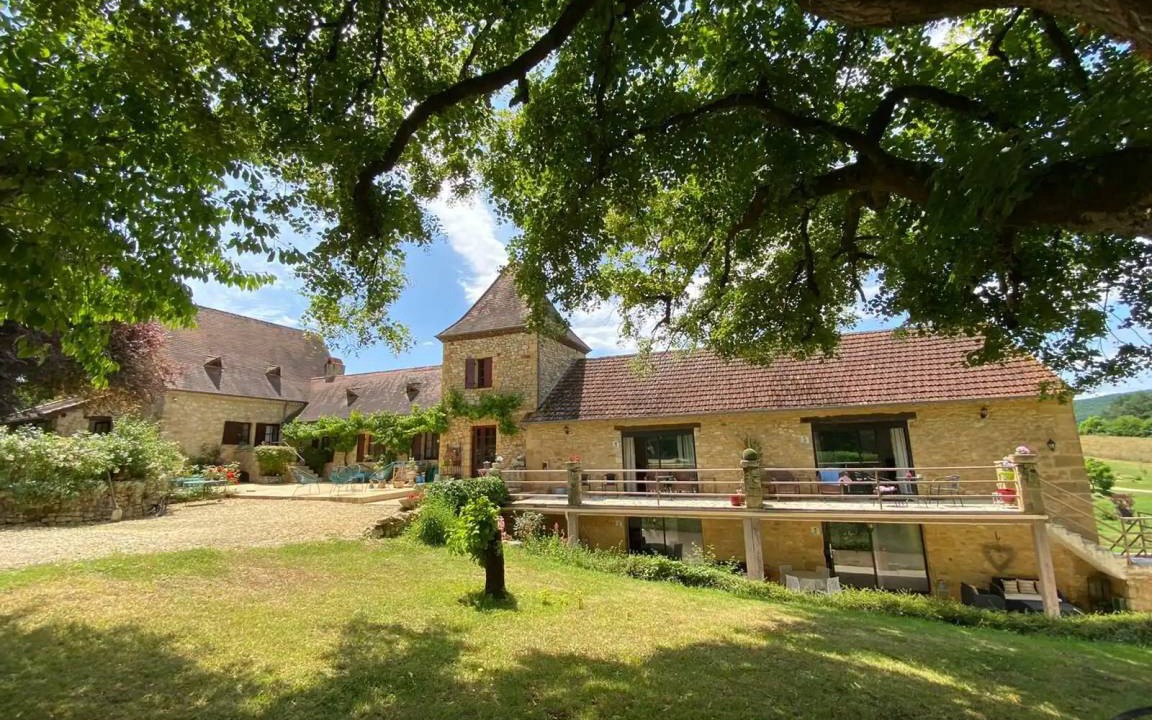 Photo of Buildings in Berbiguieres