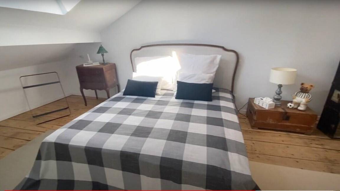 Photo of Bedroom in Dun-le-Palestel