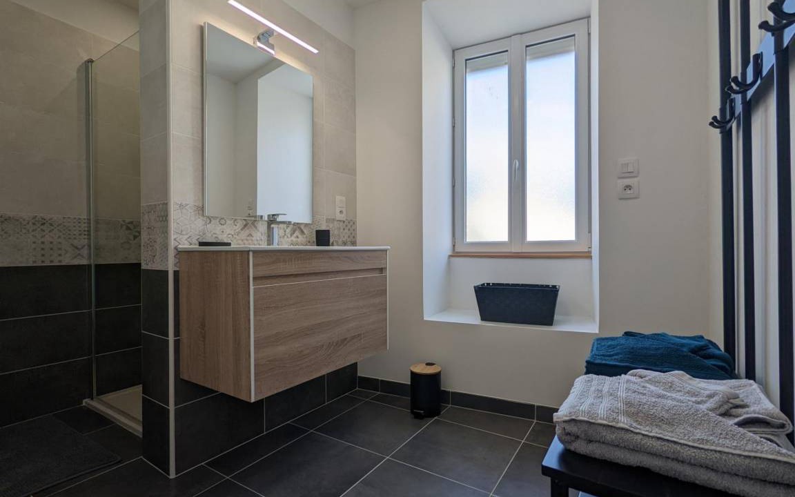 Photo of Bathroom in Montboyer