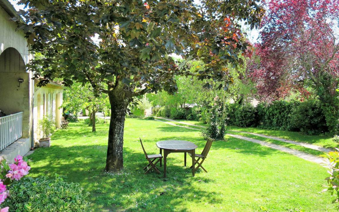 Photo of Others in Vertheuil