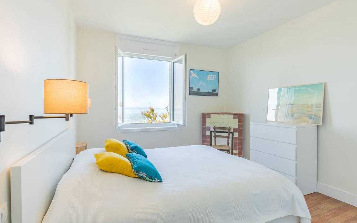 Photo of Bedroom in Saint-Palais-sur-Mer