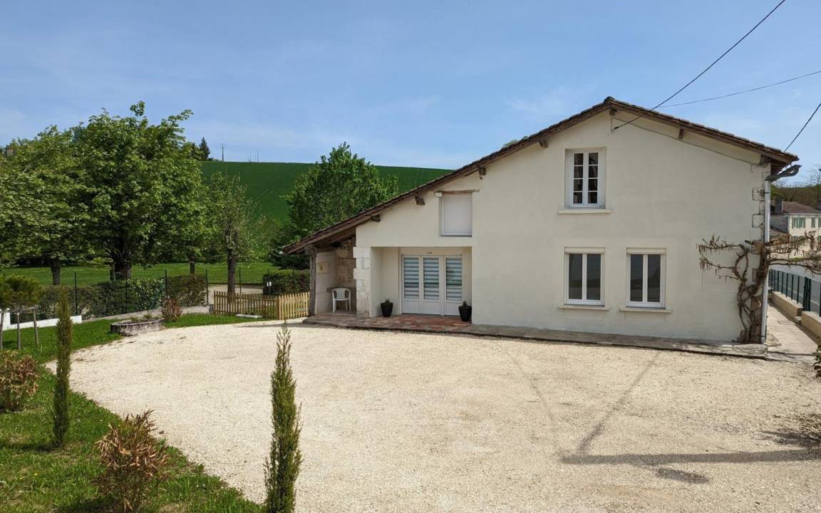 Photo of Others in Montboyer