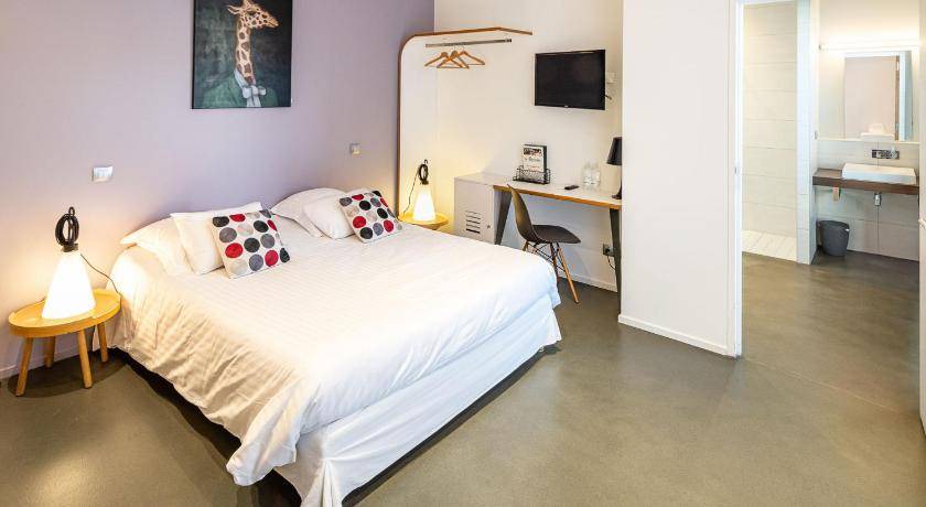 Photo of Bedroom in Le Barp