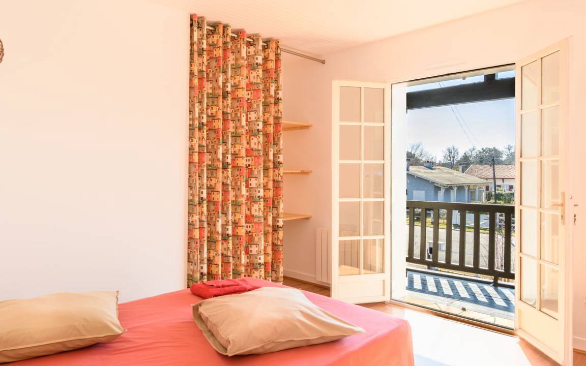 Photo of Bedroom in Lit-et-Mixe