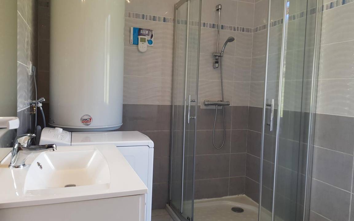 Photo of Bathroom in Alleyrat