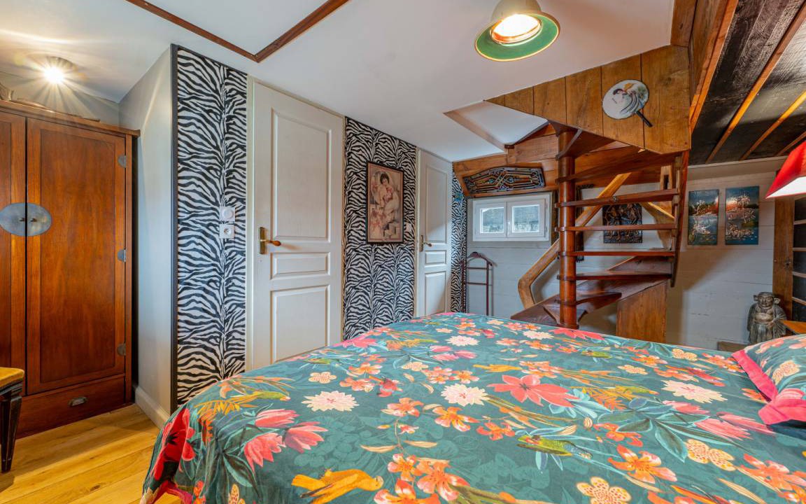 Photo of Bedroom in Bassins a Flot