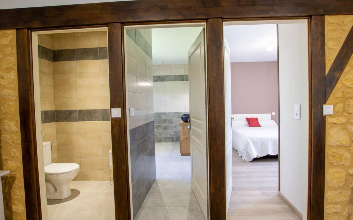 Photo of Bathroom in St-Pardoux-et-Vielvic