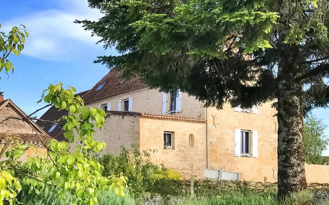 Photo of Buildings in Saint-Jory-las-Bloux